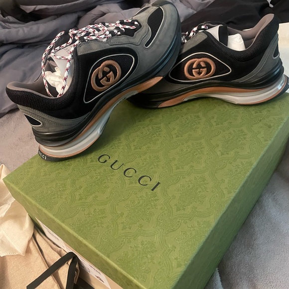 Men’s Run Premium Mesh and Suede GG runner sneakers. - Picture 3 of 3